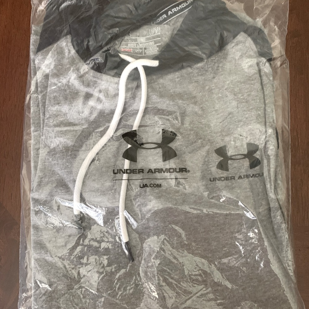 Under Armour Hoodie Large